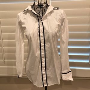 Ann Taylor Black/White Button Down Shirt 00P